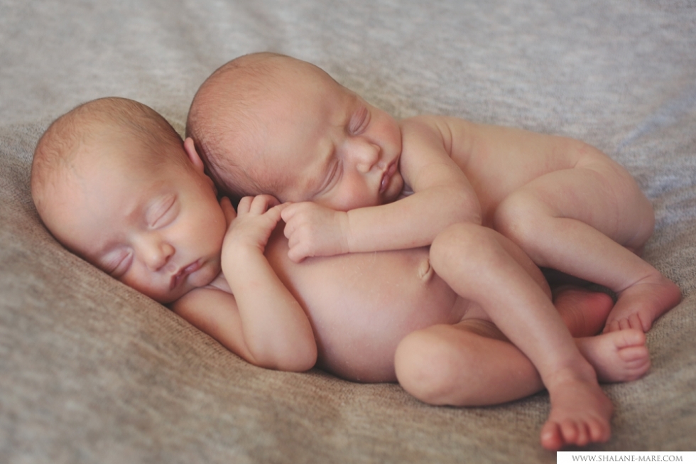 Twin Newborns0001
